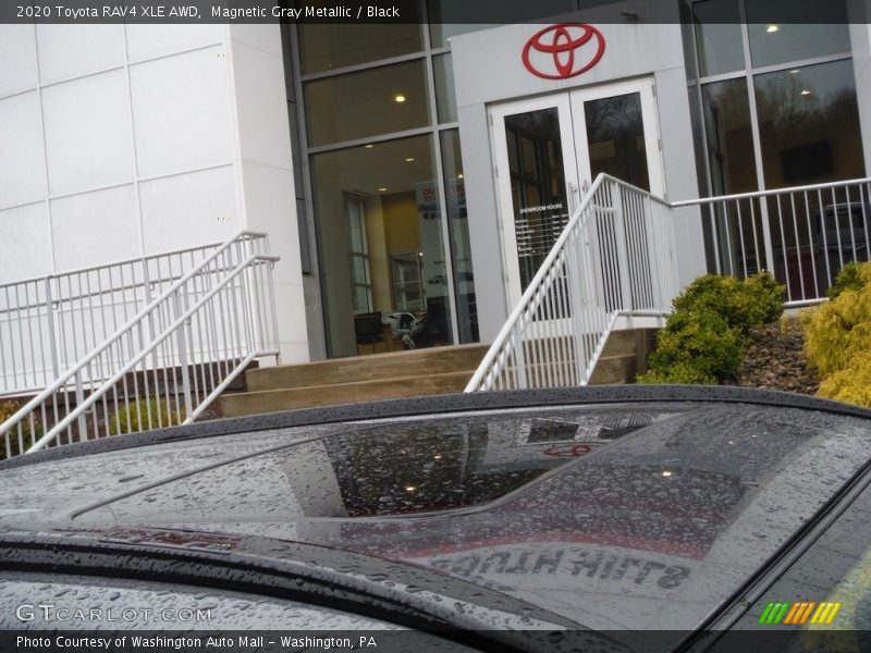 Magnetic Gray Metallic / Black 2020 Toyota RAV4 XLE AWD
