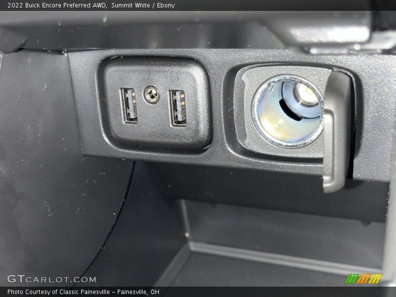 Summit White / Ebony 2022 Buick Encore Preferred AWD