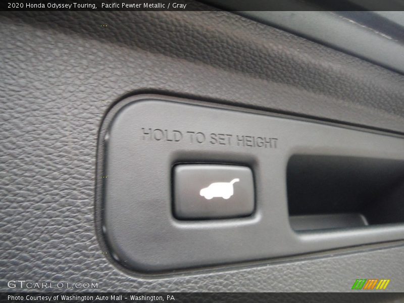 Pacific Pewter Metallic / Gray 2020 Honda Odyssey Touring