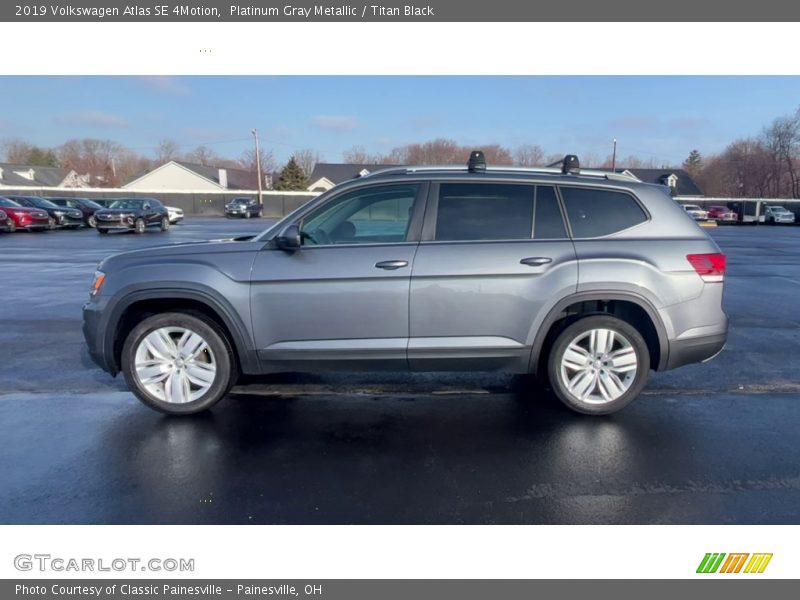 Platinum Gray Metallic / Titan Black 2019 Volkswagen Atlas SE 4Motion