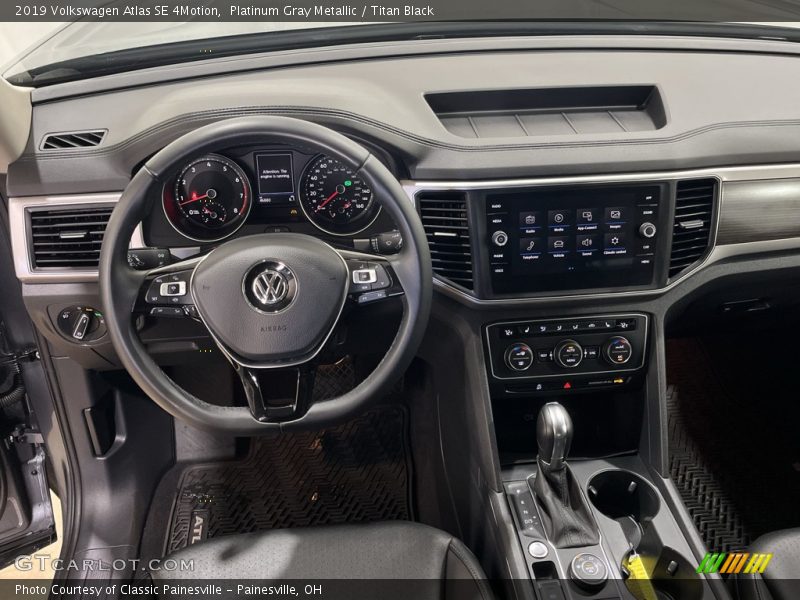Platinum Gray Metallic / Titan Black 2019 Volkswagen Atlas SE 4Motion