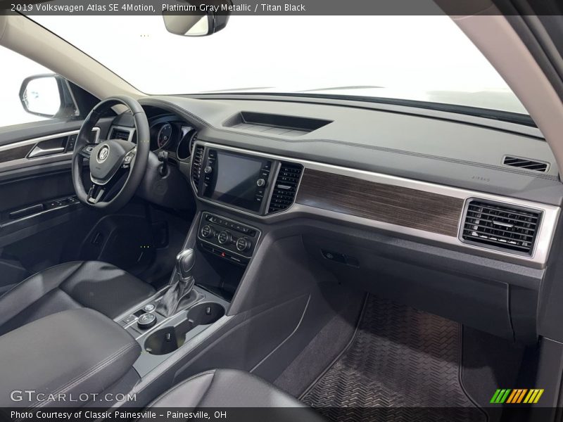 Platinum Gray Metallic / Titan Black 2019 Volkswagen Atlas SE 4Motion