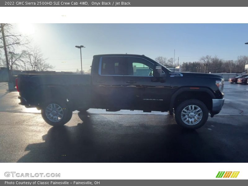 Onyx Black / Jet Black 2022 GMC Sierra 2500HD SLE Crew Cab 4WD
