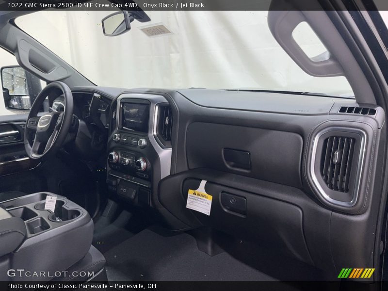 Onyx Black / Jet Black 2022 GMC Sierra 2500HD SLE Crew Cab 4WD