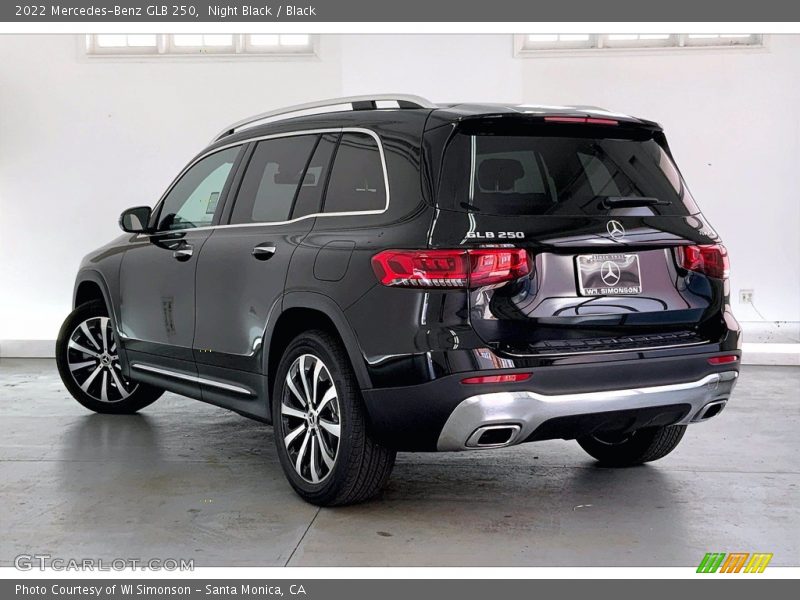 Night Black / Black 2022 Mercedes-Benz GLB 250
