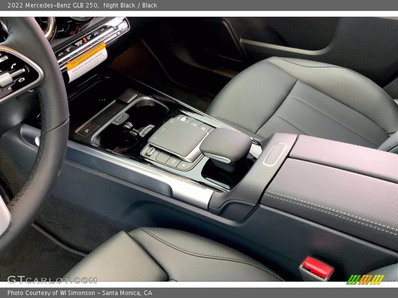 Night Black / Black 2022 Mercedes-Benz GLB 250