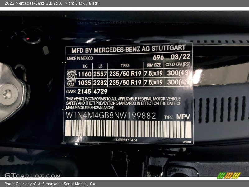 Night Black / Black 2022 Mercedes-Benz GLB 250