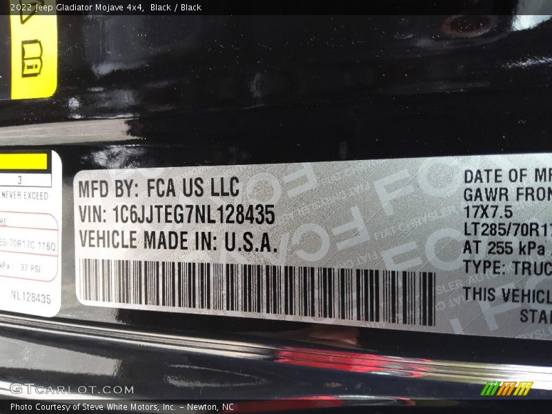 Black / Black 2022 Jeep Gladiator Mojave 4x4