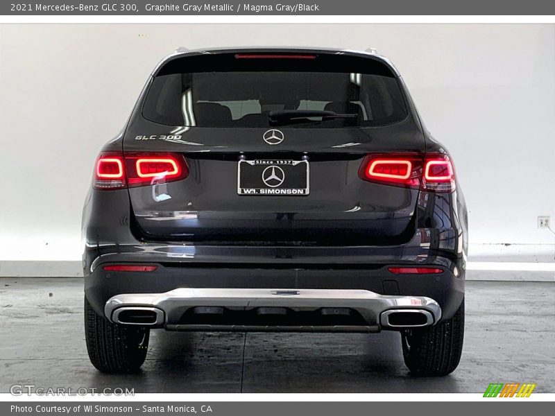 Graphite Gray Metallic / Magma Gray/Black 2021 Mercedes-Benz GLC 300