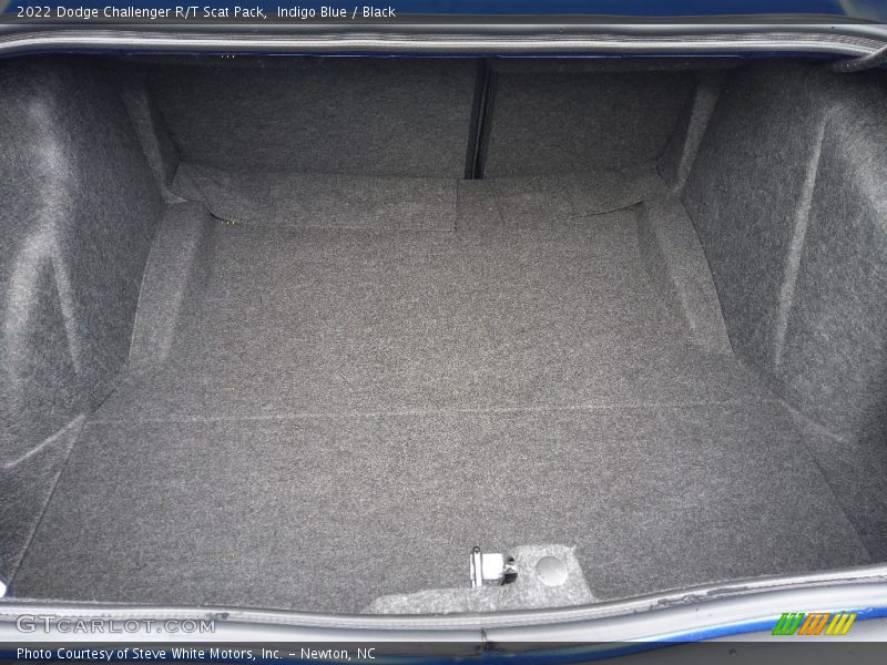  2022 Challenger R/T Scat Pack Trunk