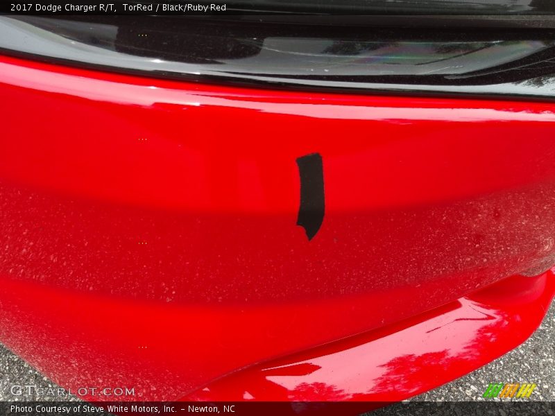 TorRed / Black/Ruby Red 2017 Dodge Charger R/T