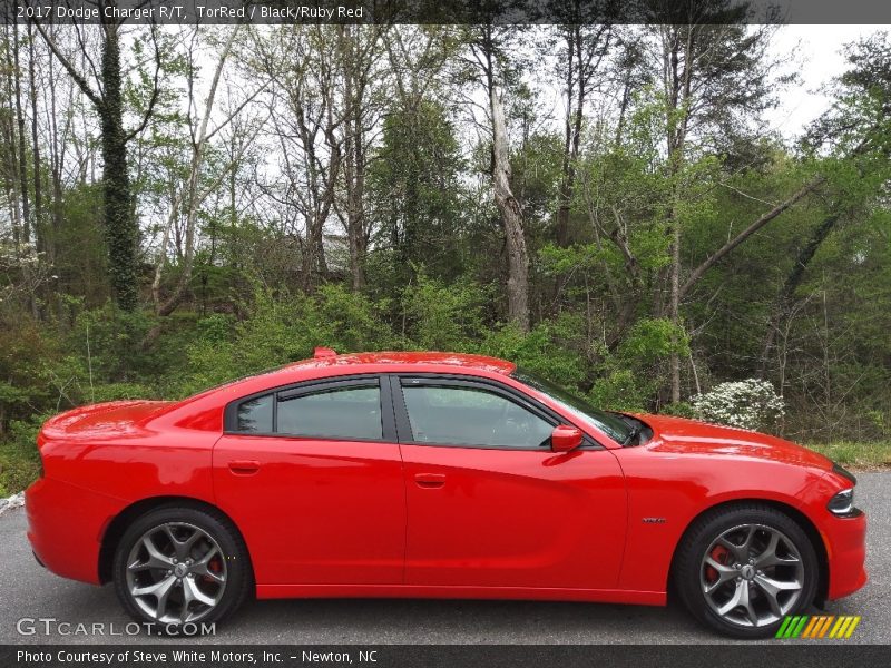 TorRed / Black/Ruby Red 2017 Dodge Charger R/T