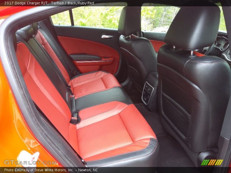 TorRed / Black/Ruby Red 2017 Dodge Charger R/T