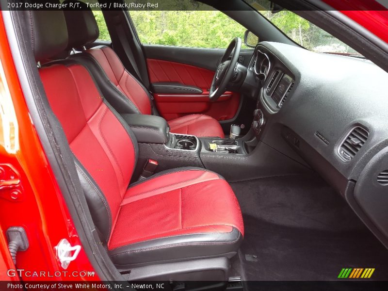 TorRed / Black/Ruby Red 2017 Dodge Charger R/T