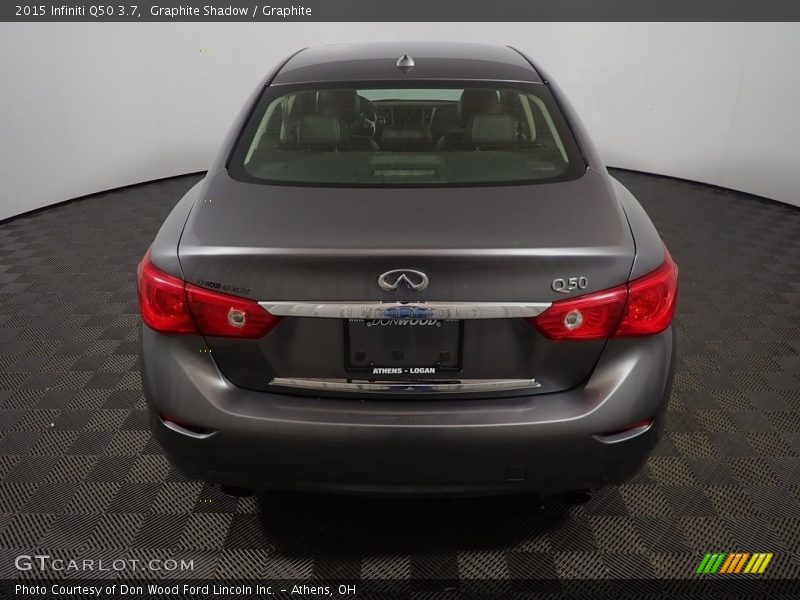 Graphite Shadow / Graphite 2015 Infiniti Q50 3.7