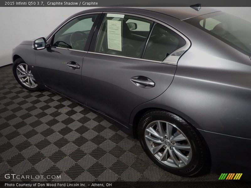 Graphite Shadow / Graphite 2015 Infiniti Q50 3.7