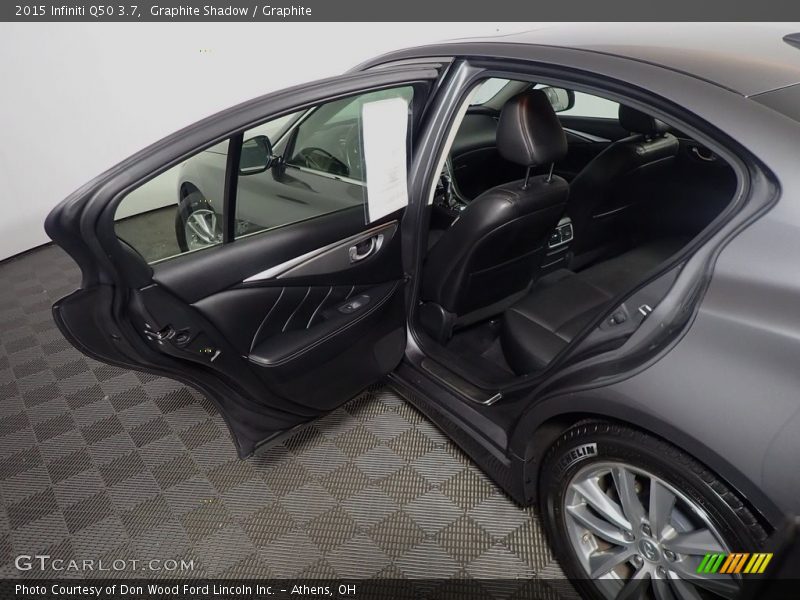 Graphite Shadow / Graphite 2015 Infiniti Q50 3.7