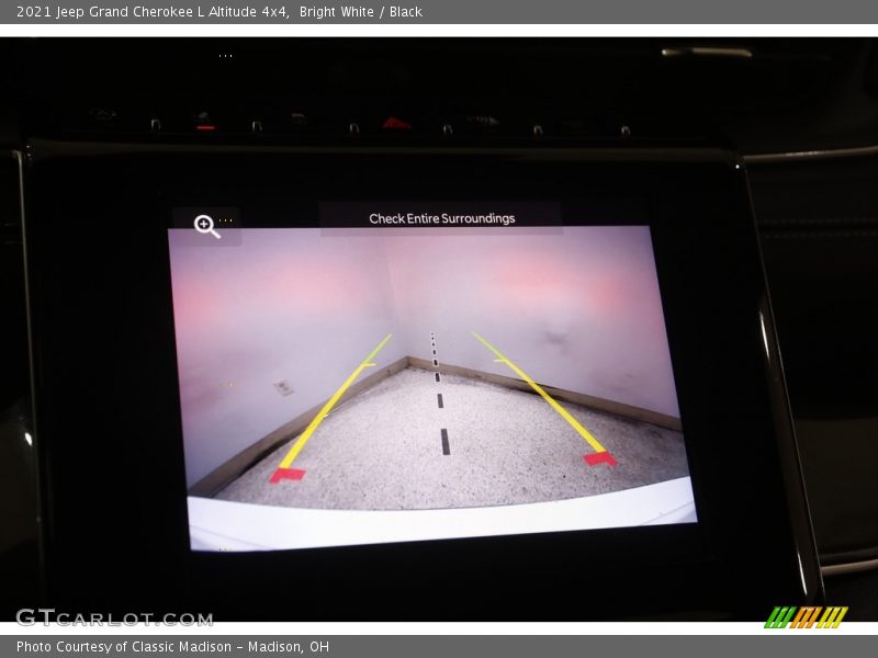Bright White / Black 2021 Jeep Grand Cherokee L Altitude 4x4
