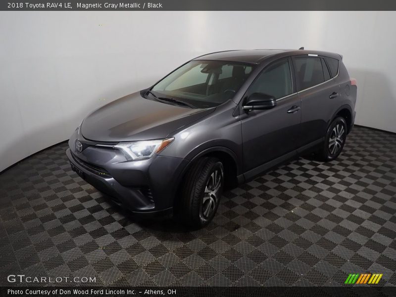 Magnetic Gray Metallic / Black 2018 Toyota RAV4 LE