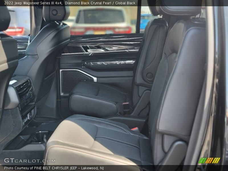 Diamond Black Crystal Pearl / Global Black 2022 Jeep Wagoneer Series III 4x4