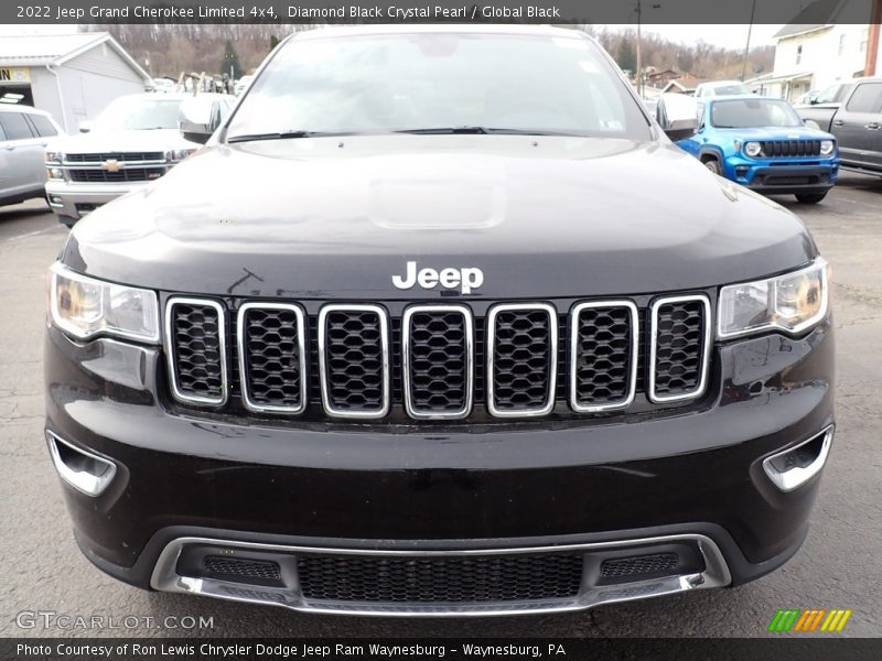 Diamond Black Crystal Pearl / Global Black 2022 Jeep Grand Cherokee Limited 4x4