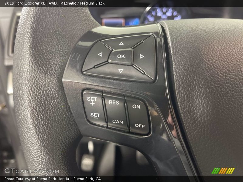Magnetic / Medium Black 2019 Ford Explorer XLT 4WD