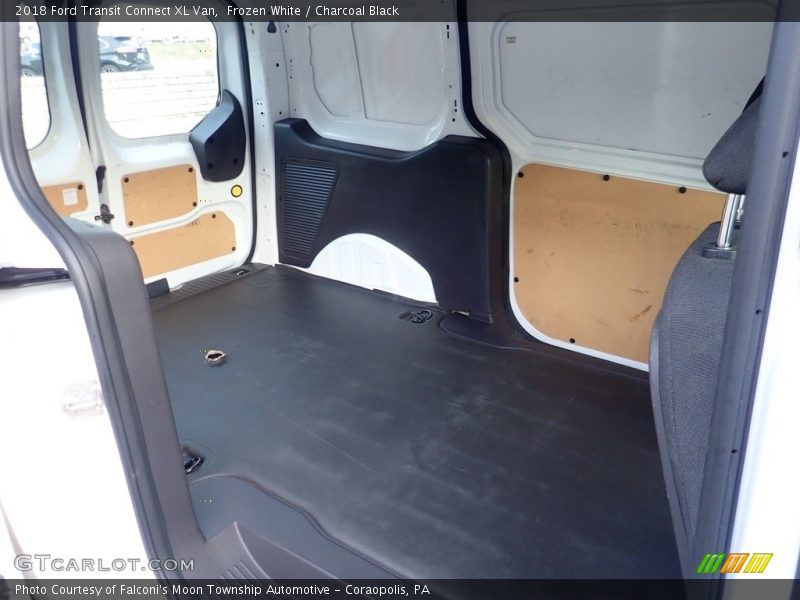 Frozen White / Charcoal Black 2018 Ford Transit Connect XL Van