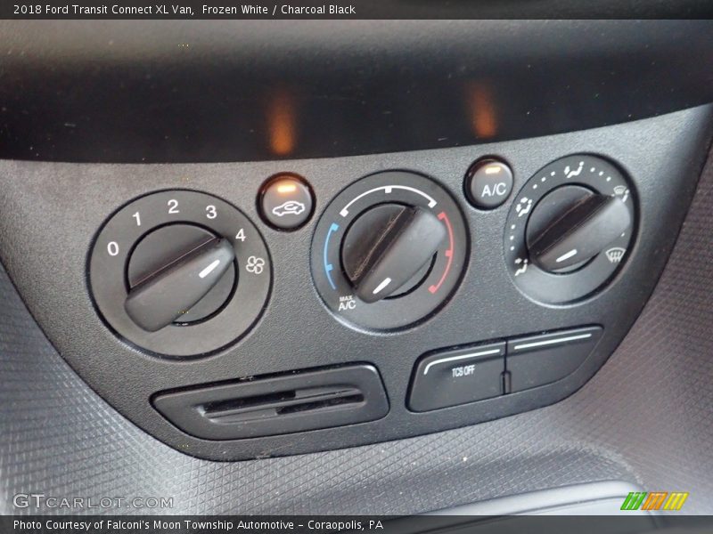 Frozen White / Charcoal Black 2018 Ford Transit Connect XL Van