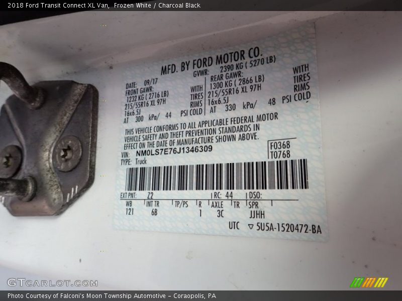 Frozen White / Charcoal Black 2018 Ford Transit Connect XL Van