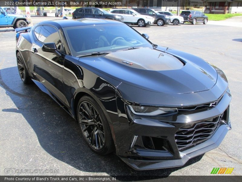 Front 3/4 View of 2022 Camaro ZL1 Coupe