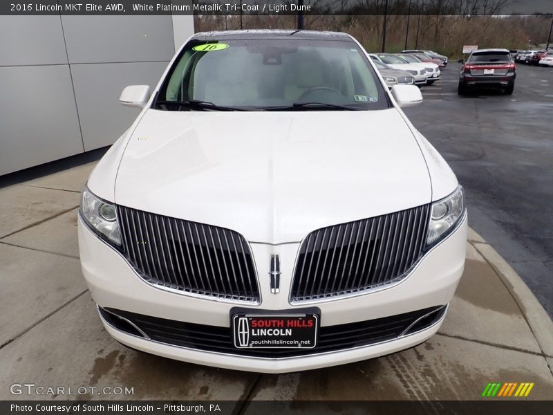 White Platinum Metallic Tri-Coat / Light Dune 2016 Lincoln MKT Elite AWD