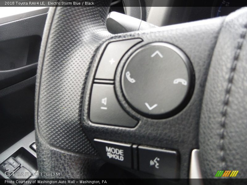 Electric Storm Blue / Black 2018 Toyota RAV4 LE