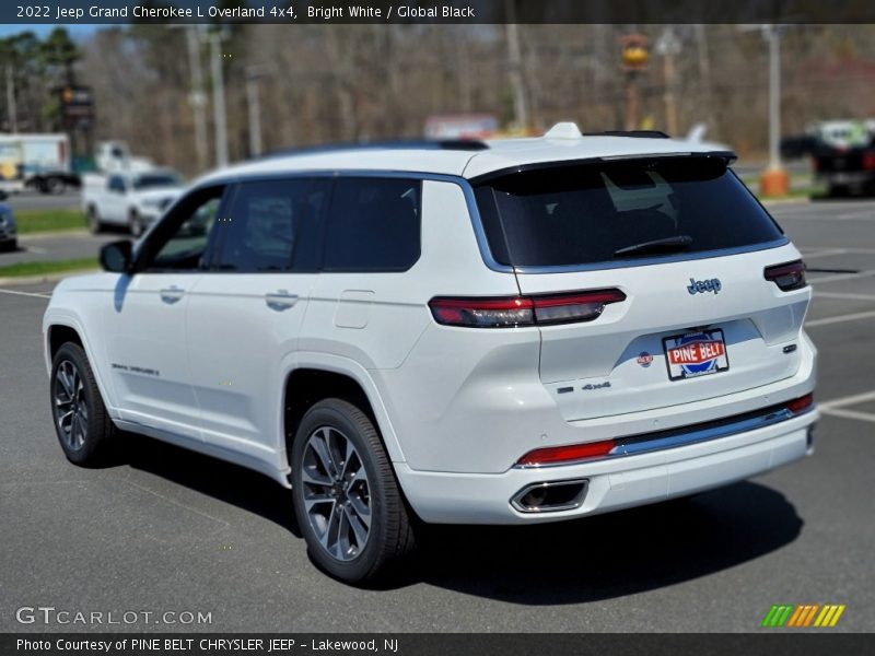 Bright White / Global Black 2022 Jeep Grand Cherokee L Overland 4x4