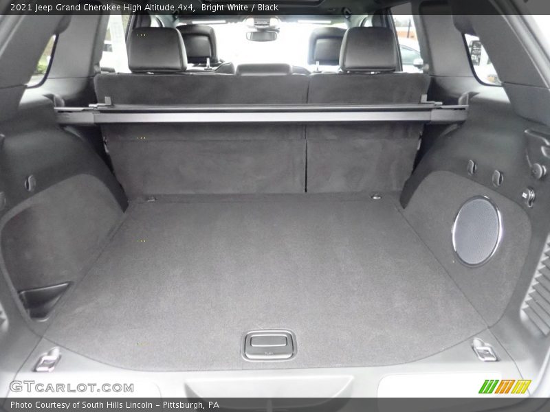  2021 Grand Cherokee High Altitude 4x4 Trunk