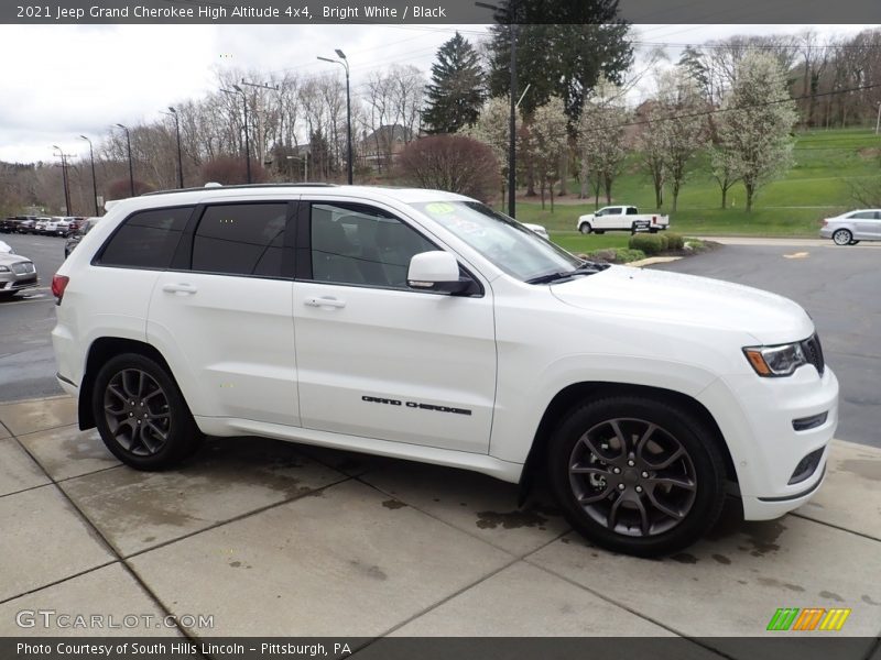 Bright White / Black 2021 Jeep Grand Cherokee High Altitude 4x4