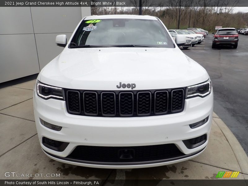 Bright White / Black 2021 Jeep Grand Cherokee High Altitude 4x4
