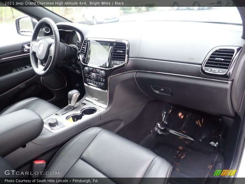 Bright White / Black 2021 Jeep Grand Cherokee High Altitude 4x4