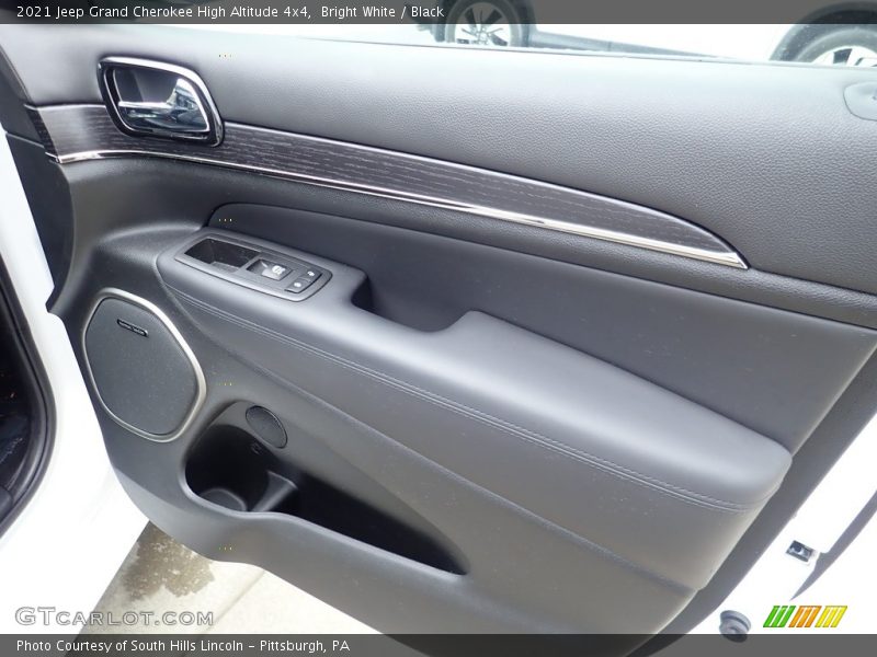Bright White / Black 2021 Jeep Grand Cherokee High Altitude 4x4