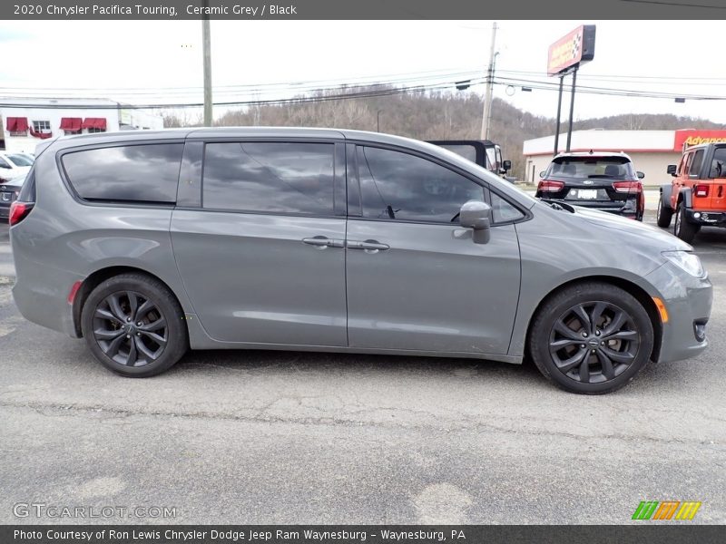 Ceramic Grey / Black 2020 Chrysler Pacifica Touring