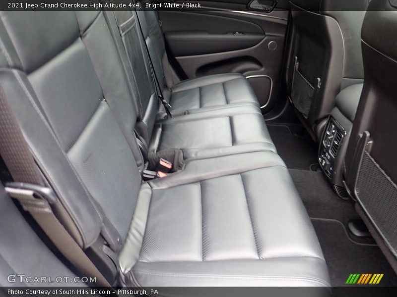 Bright White / Black 2021 Jeep Grand Cherokee High Altitude 4x4