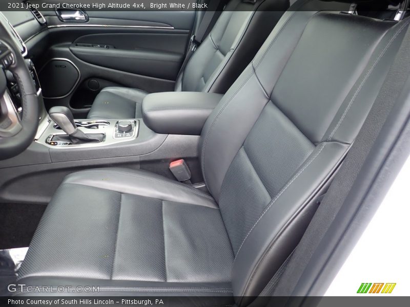 Bright White / Black 2021 Jeep Grand Cherokee High Altitude 4x4