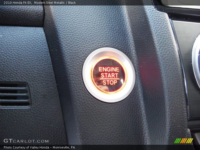 Modern Steel Metallic / Black 2019 Honda Fit EX