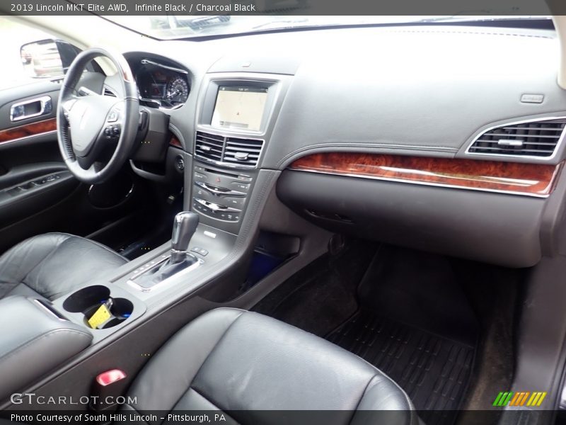 Dashboard of 2019 MKT Elite AWD