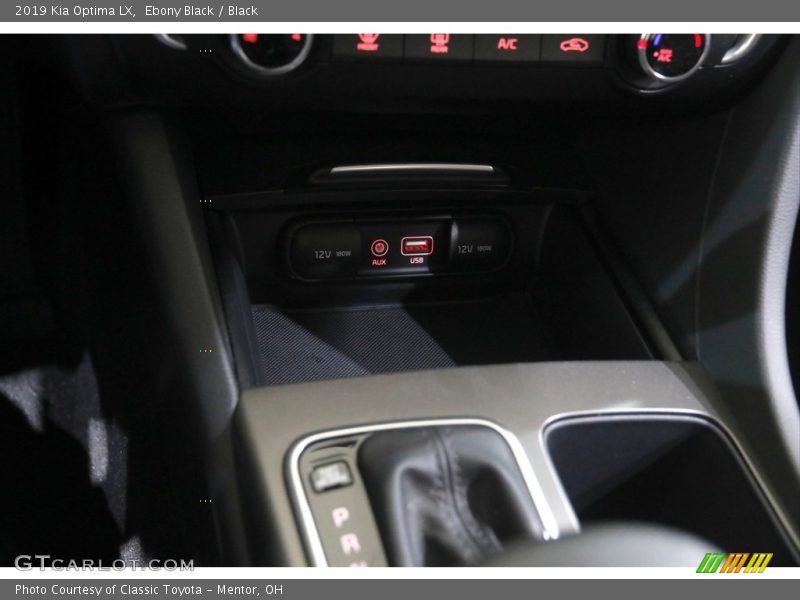 Ebony Black / Black 2019 Kia Optima LX