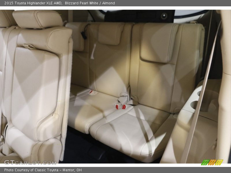 Blizzard Pearl White / Almond 2015 Toyota Highlander XLE AWD