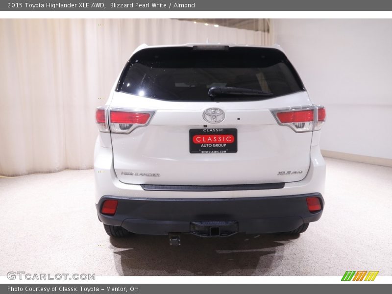 Blizzard Pearl White / Almond 2015 Toyota Highlander XLE AWD
