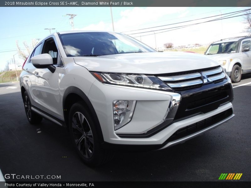 Diamond White Pearl / Black 2018 Mitsubishi Eclipse Cross SE S-AWC