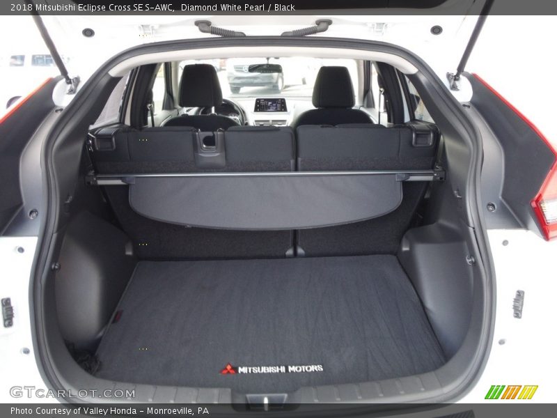 Diamond White Pearl / Black 2018 Mitsubishi Eclipse Cross SE S-AWC