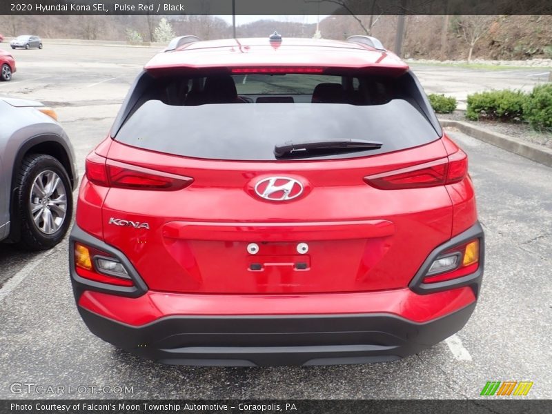 Pulse Red / Black 2020 Hyundai Kona SEL