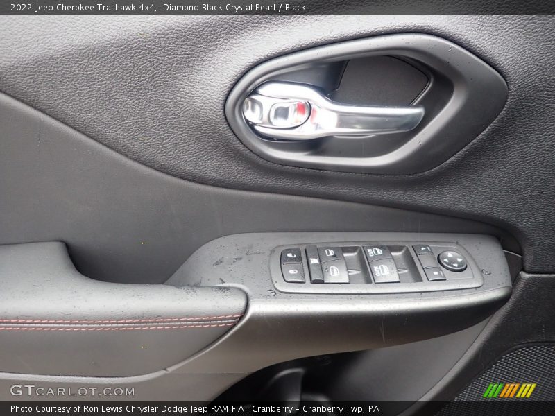 Diamond Black Crystal Pearl / Black 2022 Jeep Cherokee Trailhawk 4x4